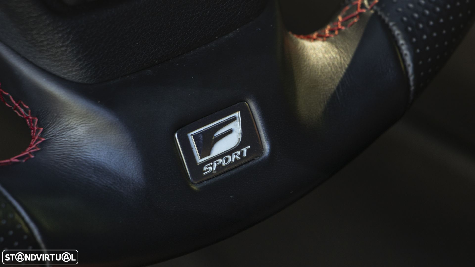 Lexus UX 250h F Sport - 48