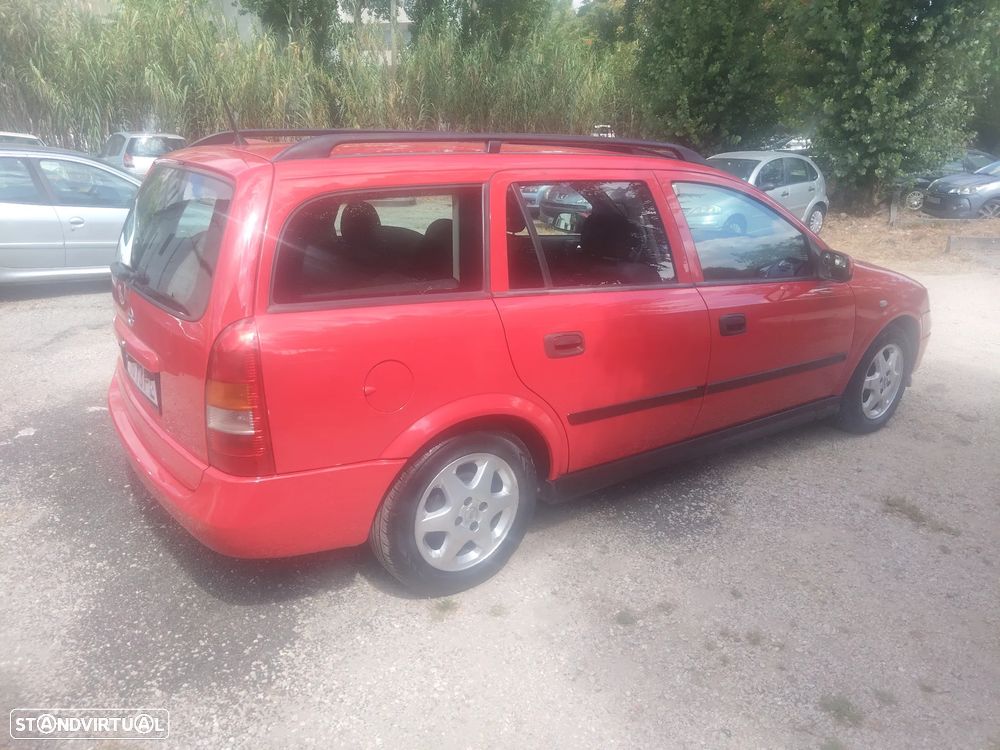 Opel Astra Caravan 1.4i 16V - 4