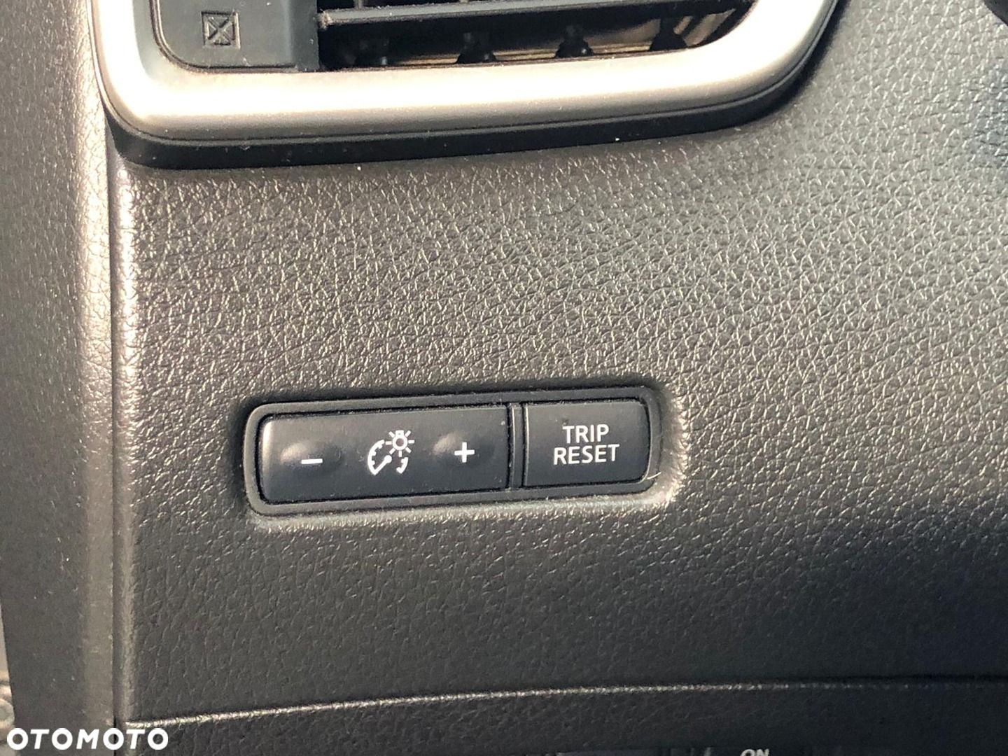 Nissan X-Trail 1.6 DCi Visia 2WD - 29