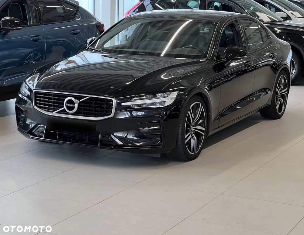 Volvo S60 B5 B R-Design - 5