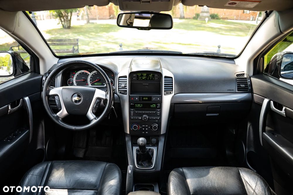 Chevrolet Captiva 2.0 d LT high - 27