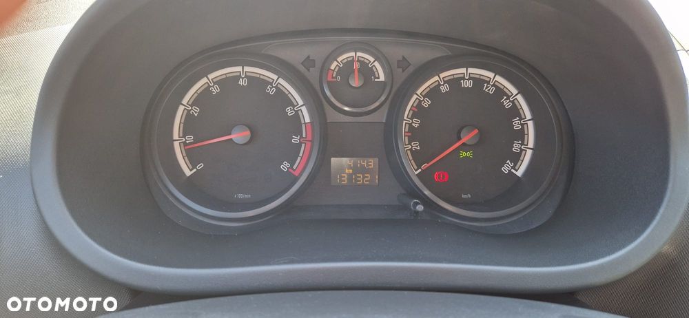 Opel Corsa 1.2 16V Essentia - 7