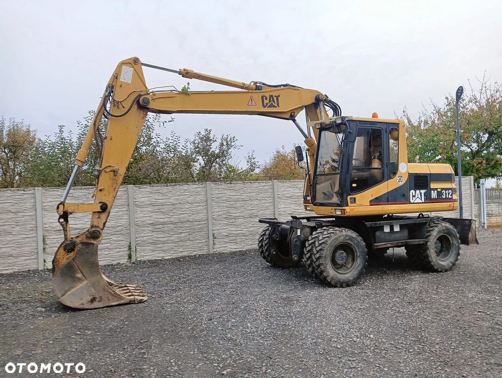 Caterpillar M312 - 15