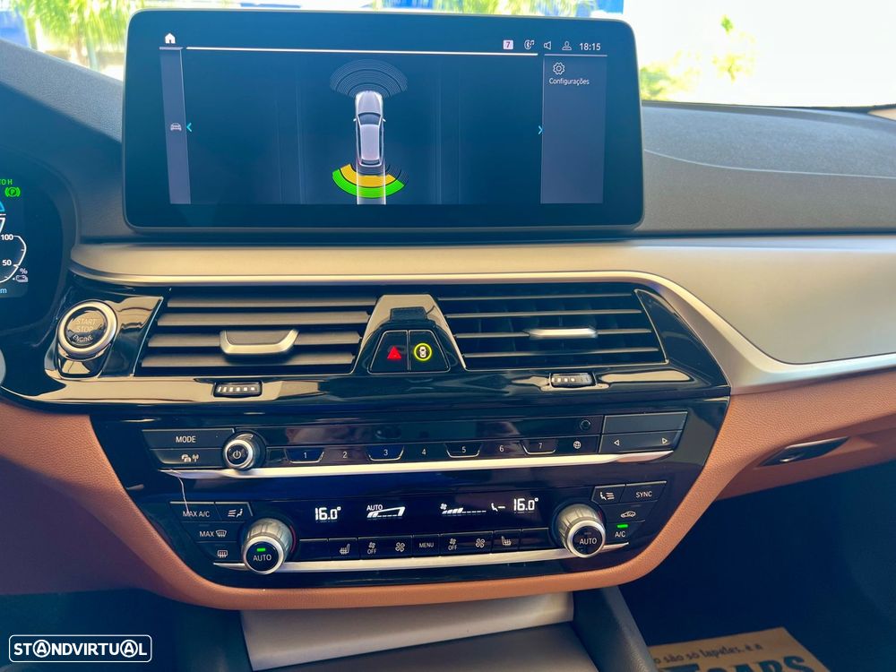 BMW 530 e xDrive Aut. - 14