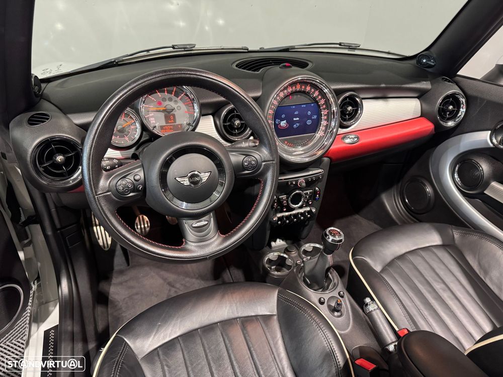 MINI 3 Portas John Cooper Works 153g - 18