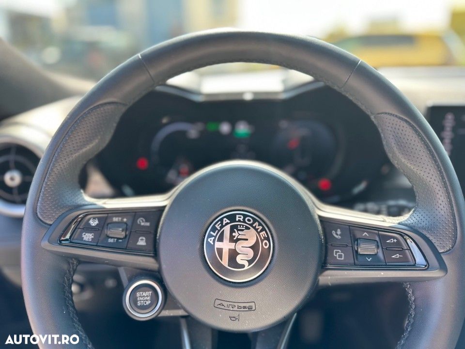 Alfa Romeo Tonale 1.5 FWD AT MHEV TI - 11