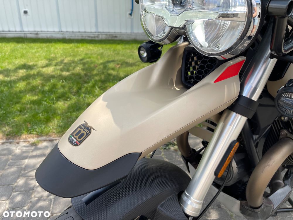Moto Guzzi V85 - 17