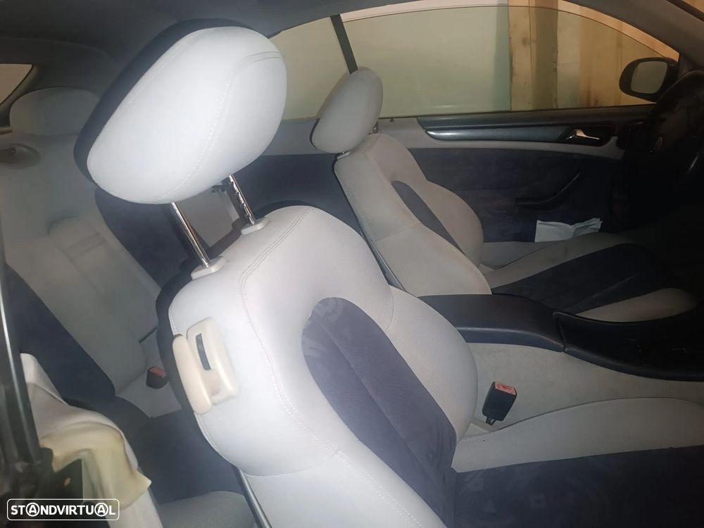 Mercedes-Benz CLK 320 - 13