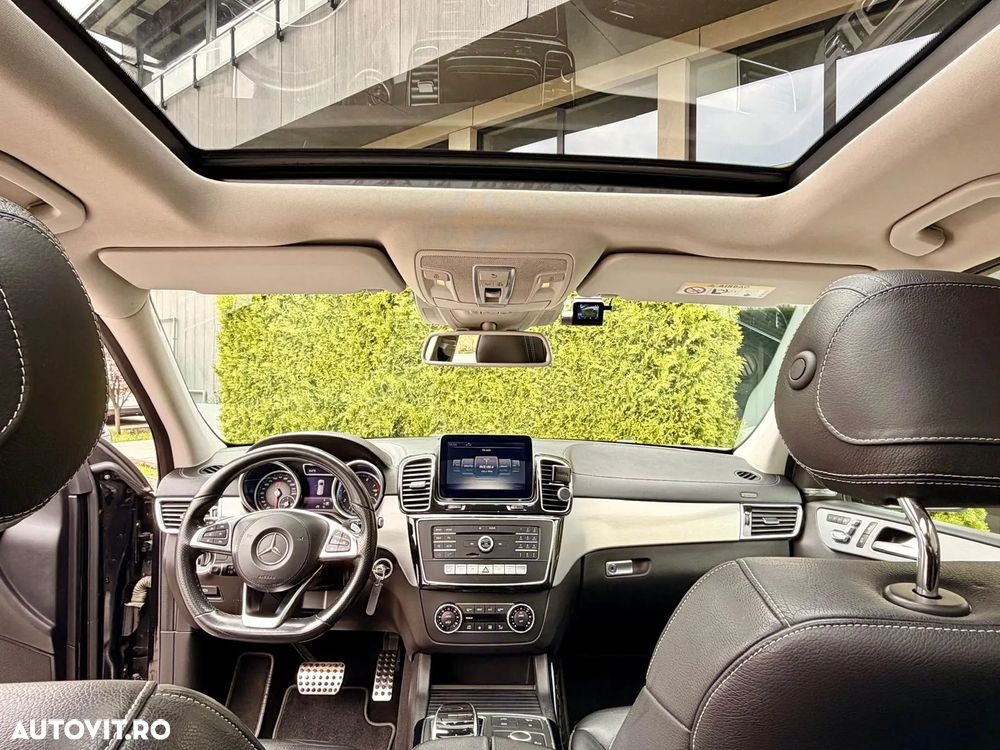 Mercedes-Benz GLS - 14