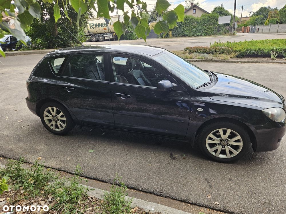 Mazda 3 - 4