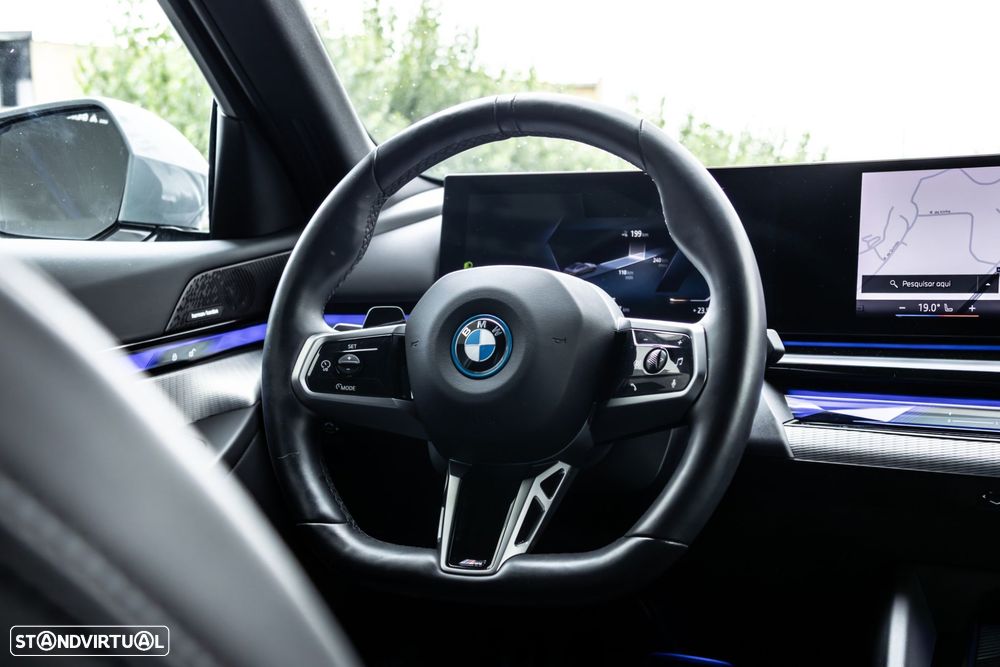 BMW i5 eDrive40 Pack Desportivo M - 17