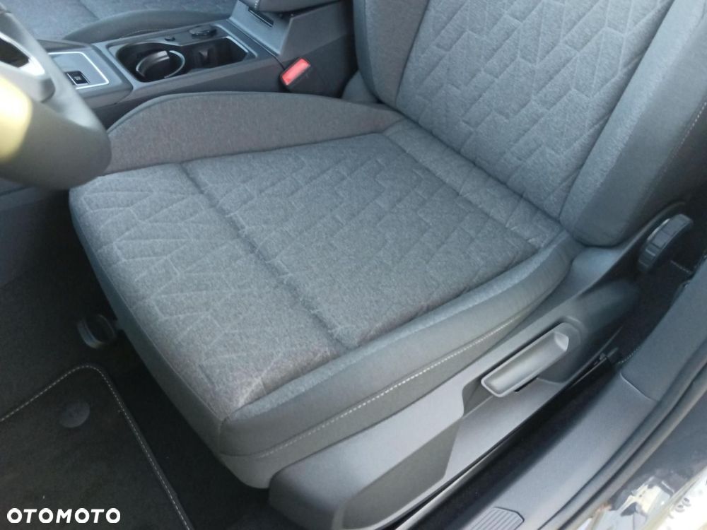 Volkswagen Golf - 20