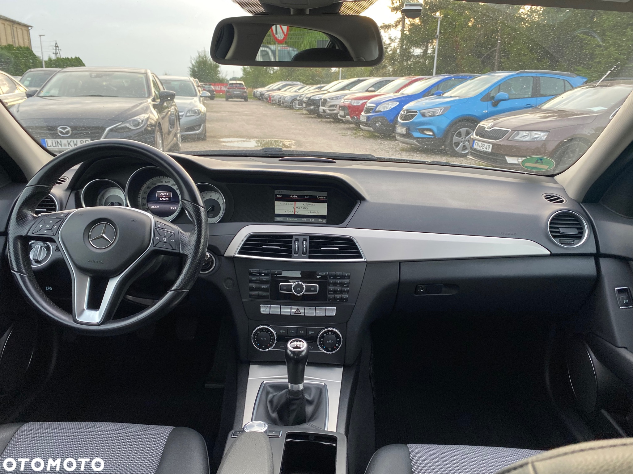 Mercedes-Benz Klasa C 180 (BlueEFFICIENCY) Avantgarde - 27