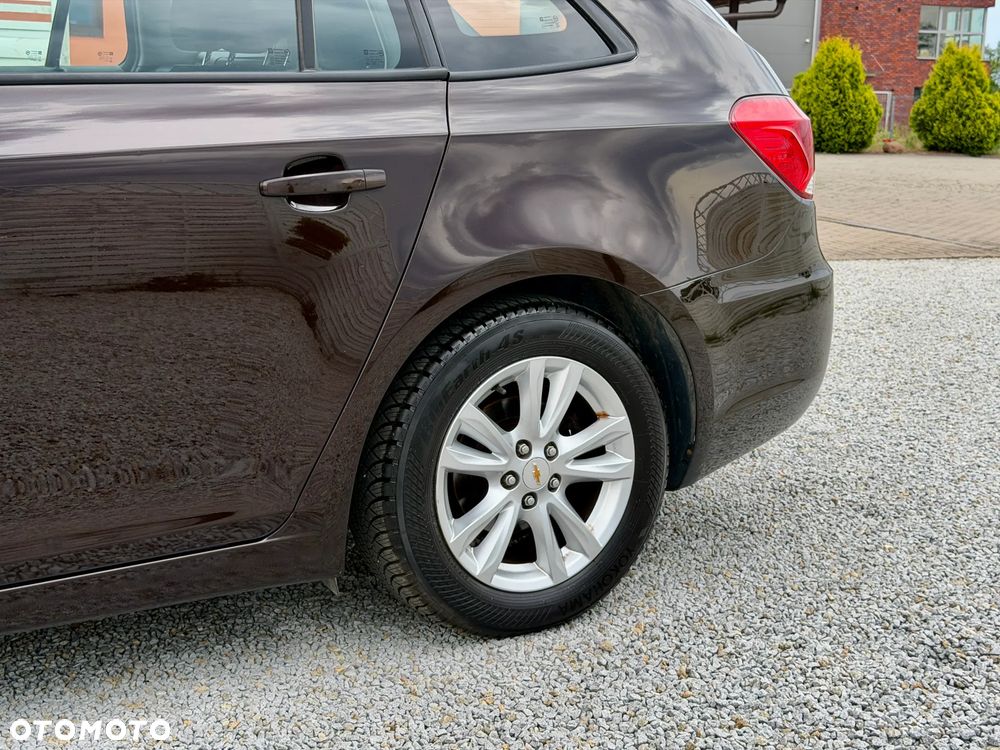 Chevrolet Cruze 1.4 T LT - 23