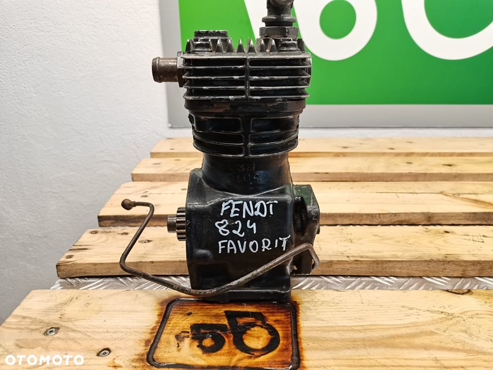 Sprężarka Fendt 824 Favorit (4111450100) - 1
