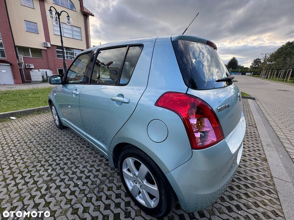 Suzuki Swift - 18