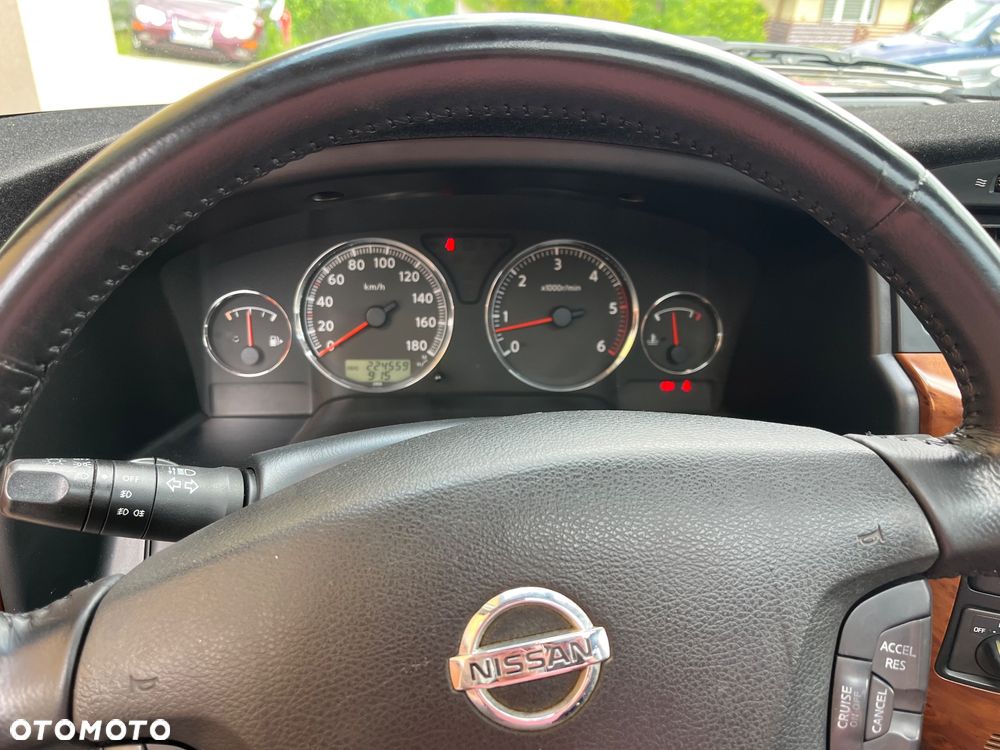 Nissan Patrol 3.0 DiT Luxury 7os - 24