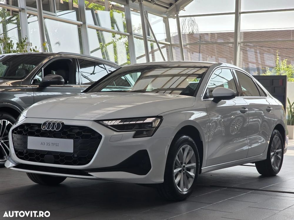 Audi A3 35 TFSI S tronic MHEV Basic - 4