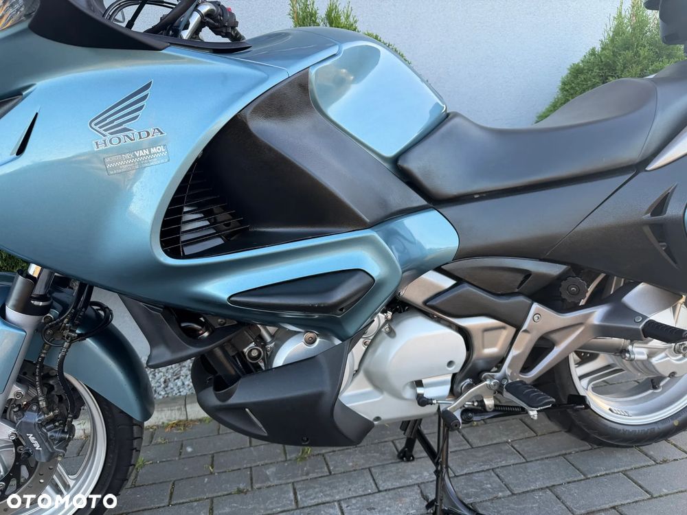 Honda NTV - 38