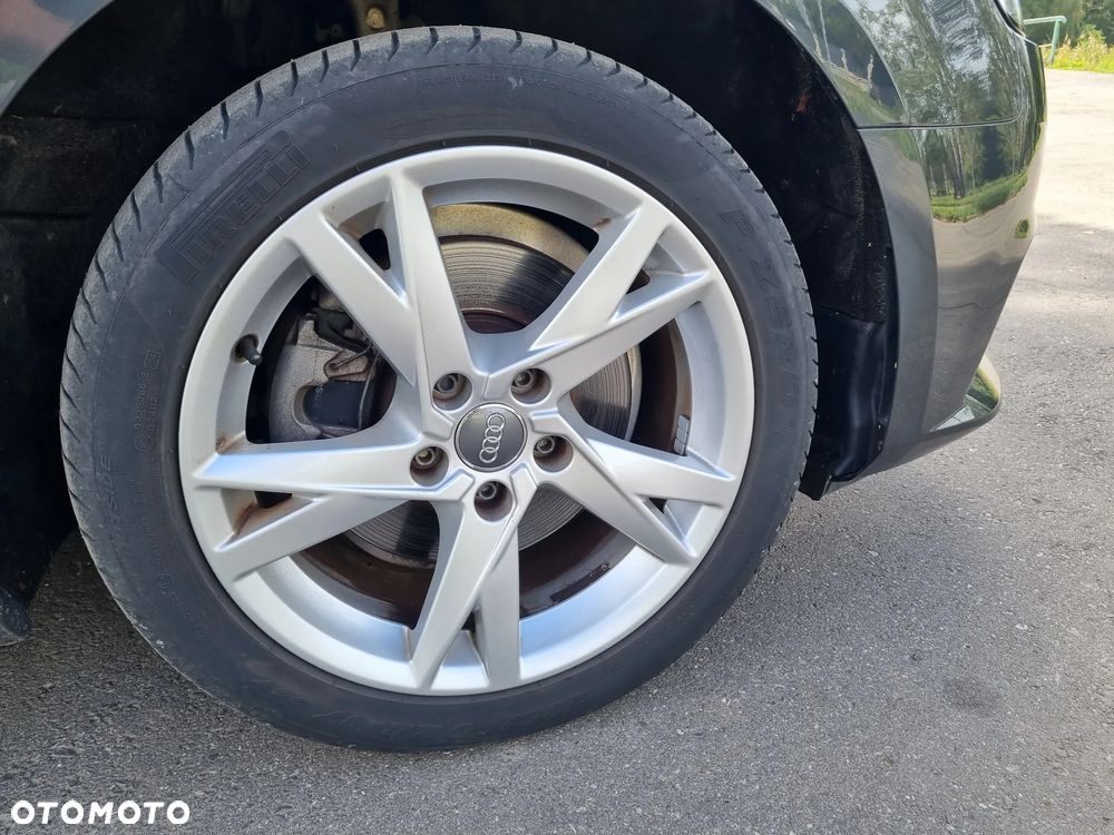 Audi A4 Avant 2.0 TDI - 24