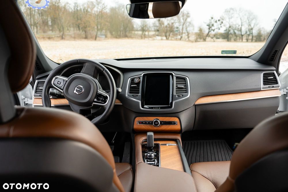 Volvo XC 90 B5 D AWD Momentum - 14