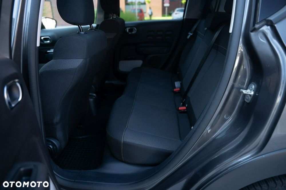 Citroën C3 1.2 PureTech Shine EAT6 - 26