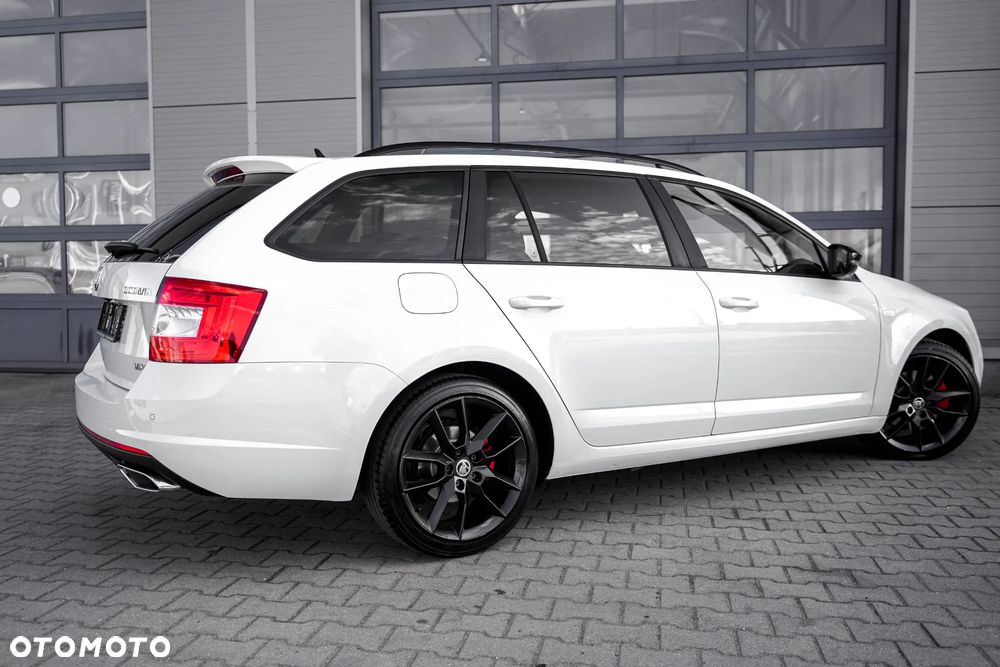 Skoda Octavia 2.0 TDI 4x4 RS DSG - 17