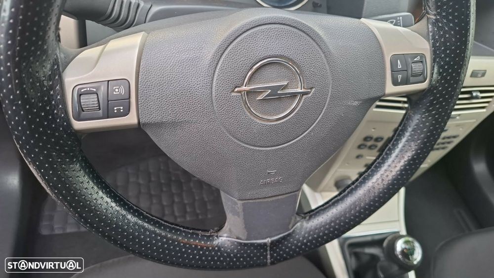 Opel Astra 1.3 CDTI Enjoy EcoFLEX - 15