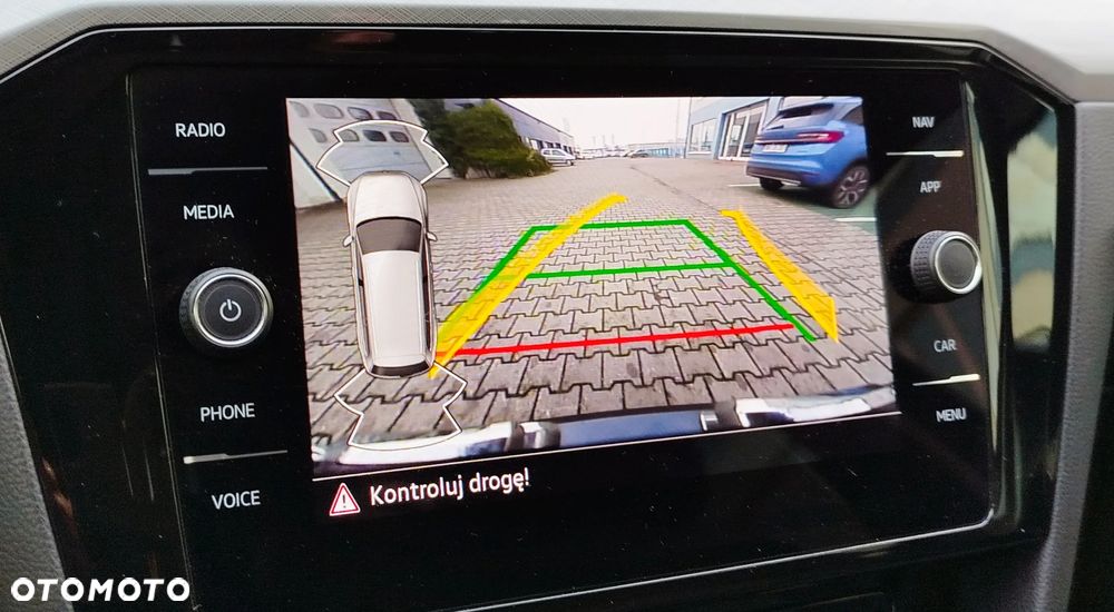 Volkswagen Passat Variant 1.5 TSI EVO Business DSG - 9