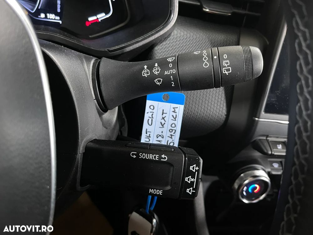 Renault Clio V E-Tech 145 Evolution - 21