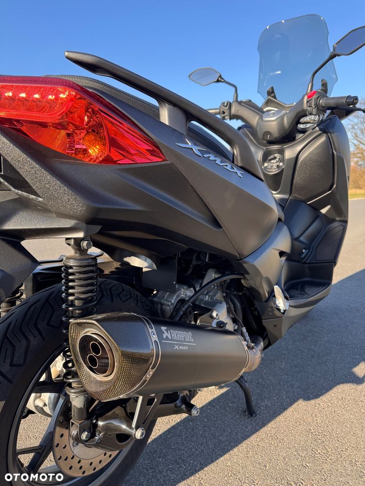 Yamaha X-max - 4