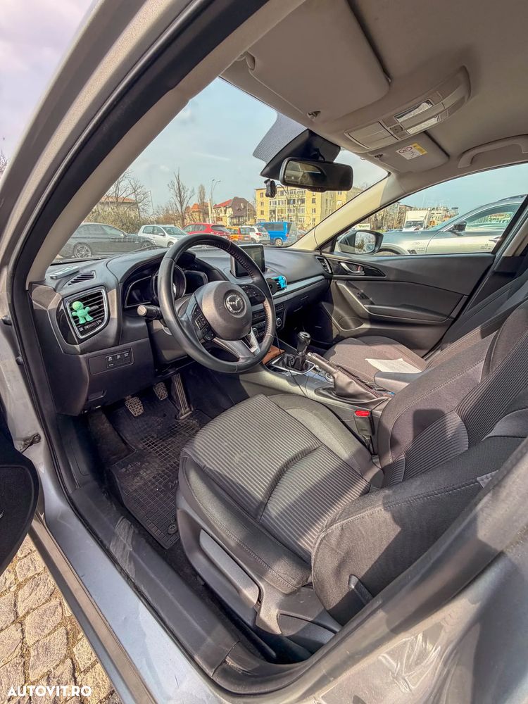 Mazda 3 G165 Revolution - 15