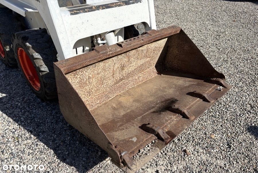 Bobcat 443 - 24
