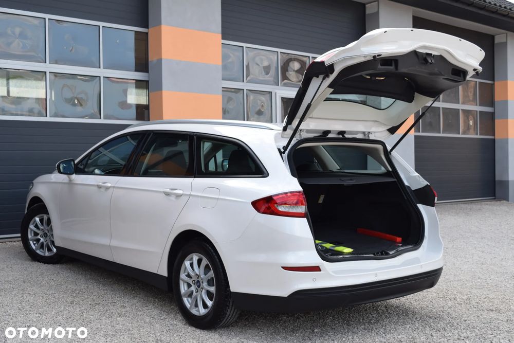 Ford Mondeo 2.0 TDCi Titanium PowerShift - 18