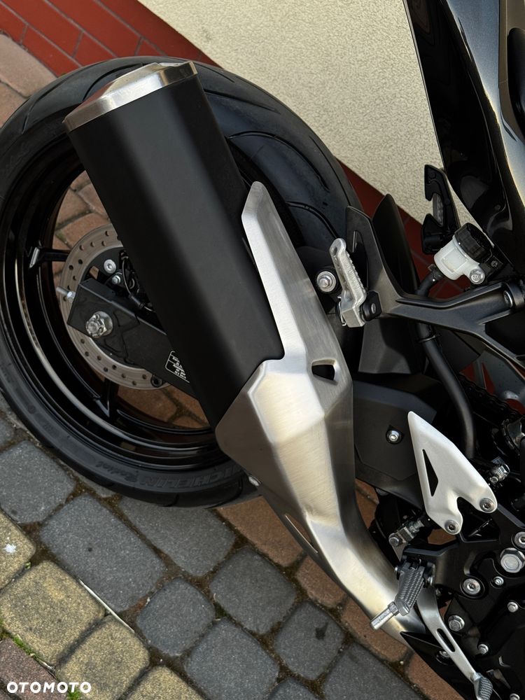 Kawasaki Ninja - 9
