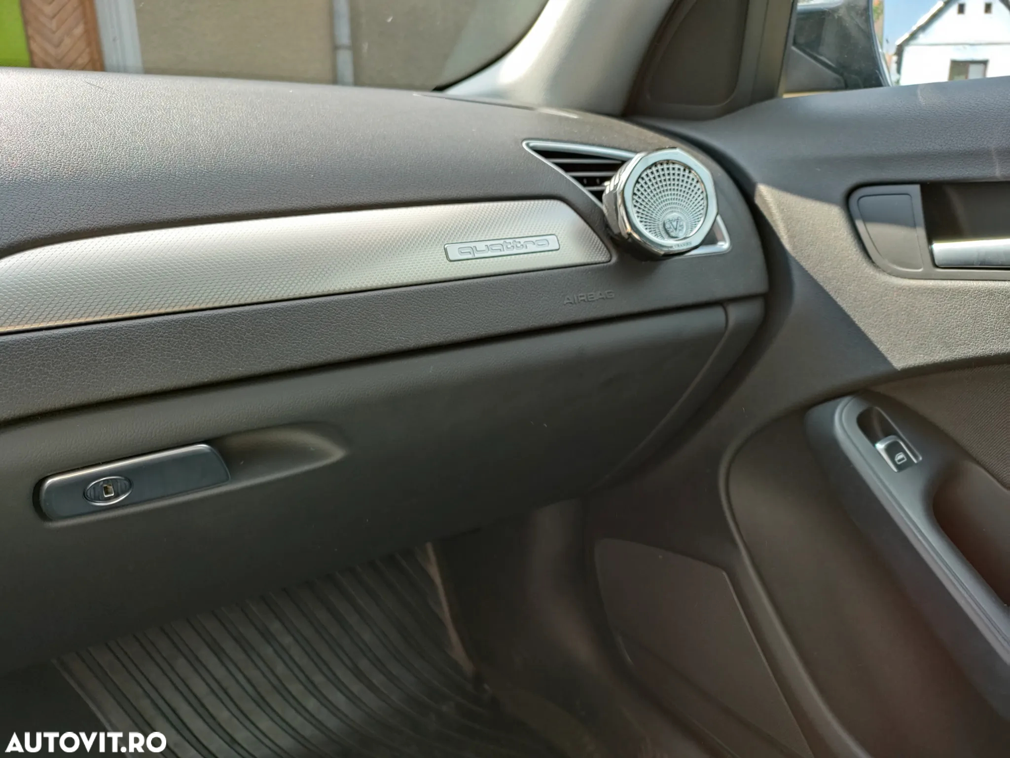 Audi A4 2.0 TDI quattro Stronic - 9