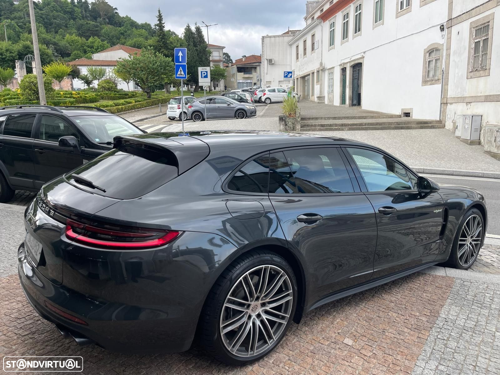 Porsche Panamera Sport Turismo 4 E-Hybrid - 8