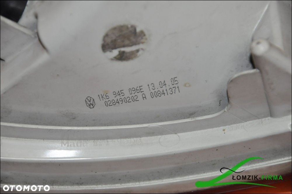 LAMPA PRAWA TYLNA TYŁ VOLKSWAGEN GOLF V 1K6945096E - 4