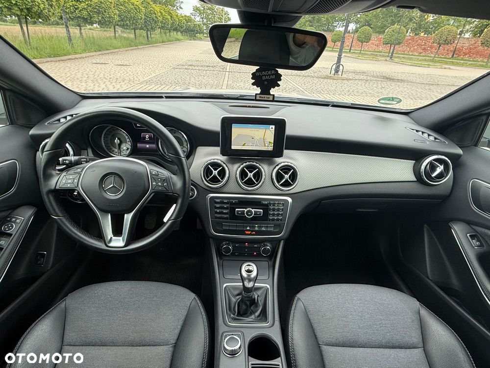 Mercedes-Benz GLA 180 d Style - 7