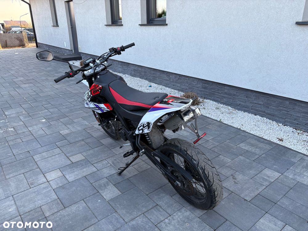 Aprilia SX - 4