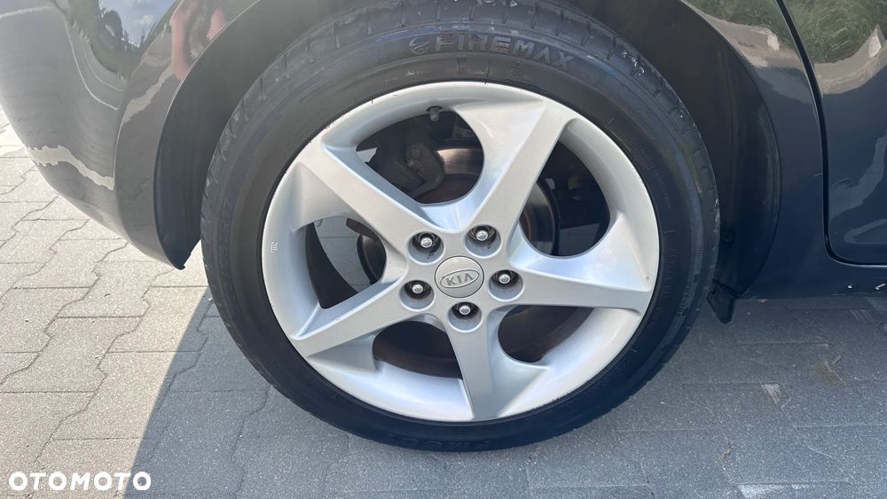 Kia Ceed 2.0 crdi Optimum + - 16