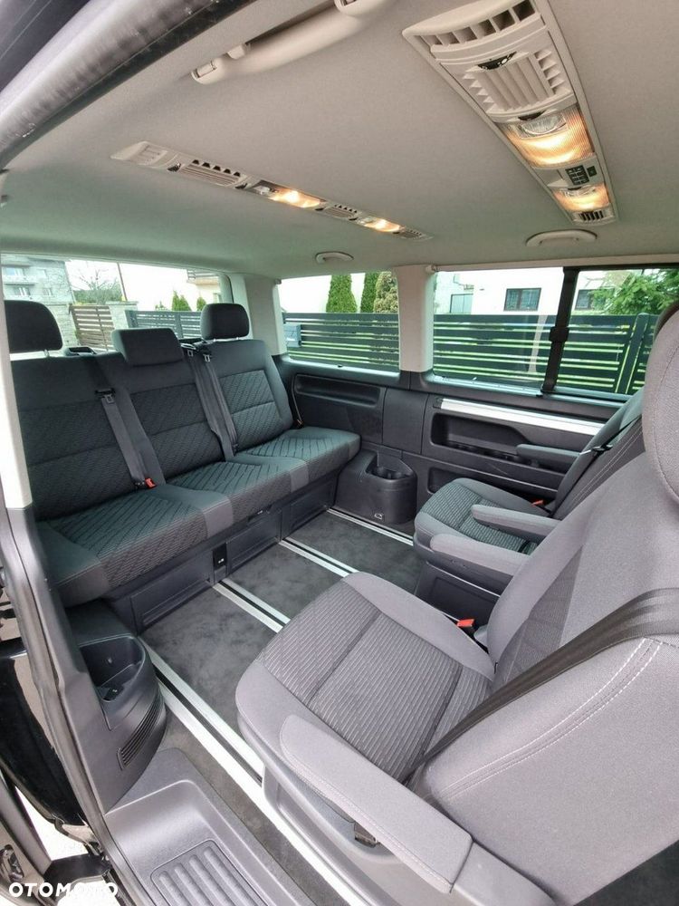 Volkswagen Multivan - 20