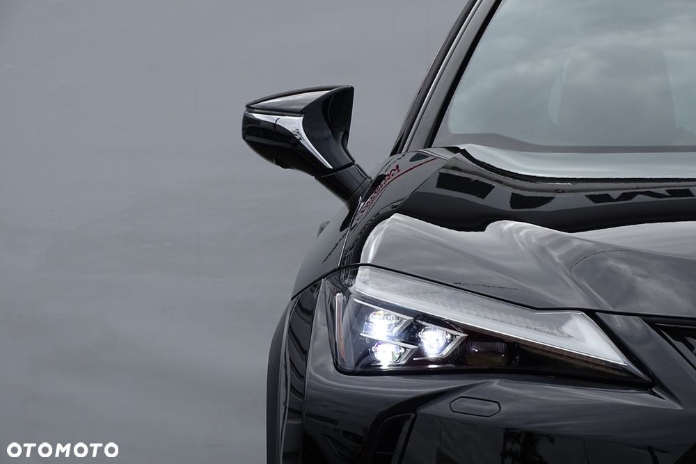 Lexus UX 300e 54.3 kWh Prestige 2WD - 7