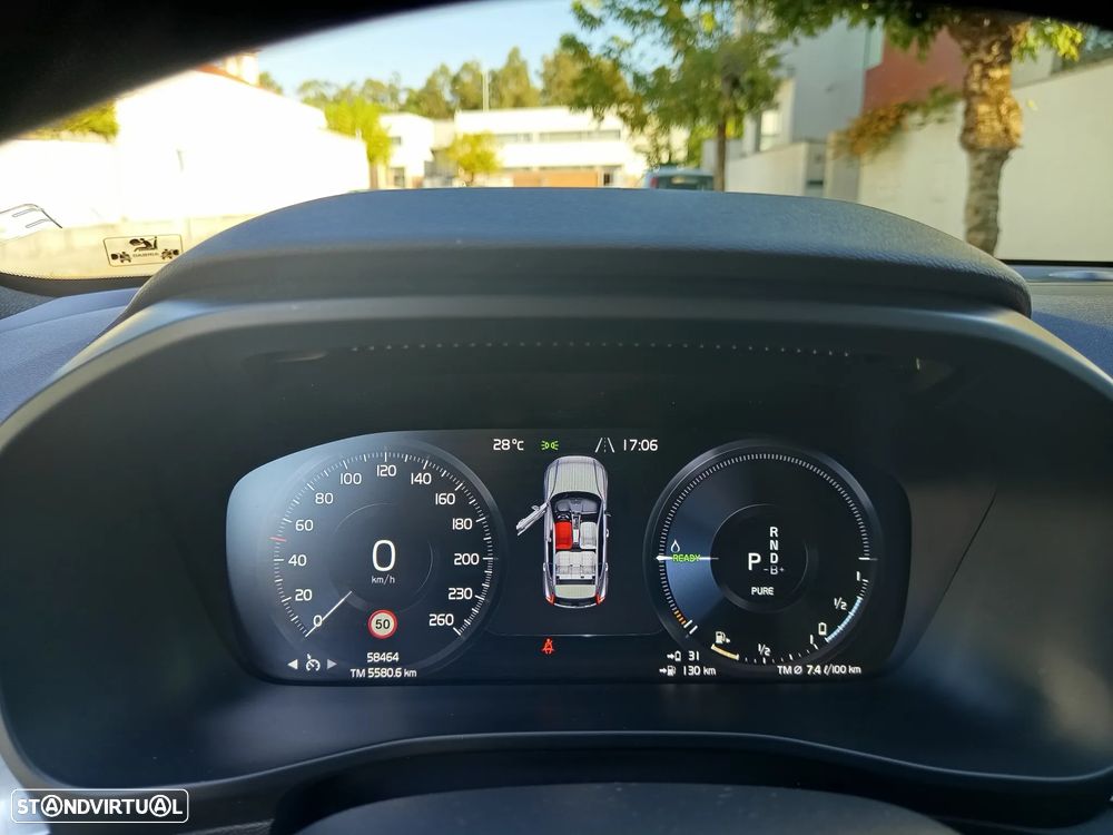 Volvo XC 40 - 15