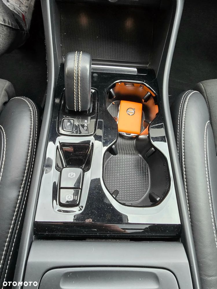 Volvo XC 40 - 36