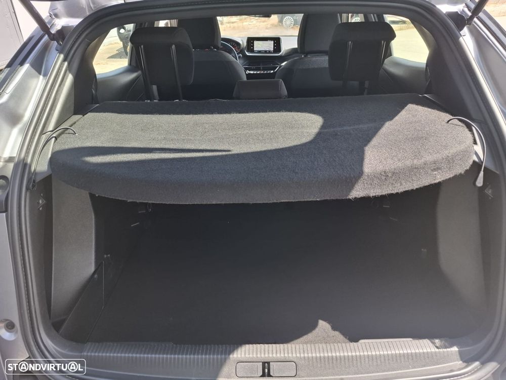 Peugeot 2008 1.2 PureTech Active Pack - 46