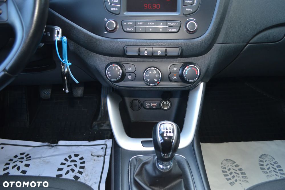 Kia Ceed - 21