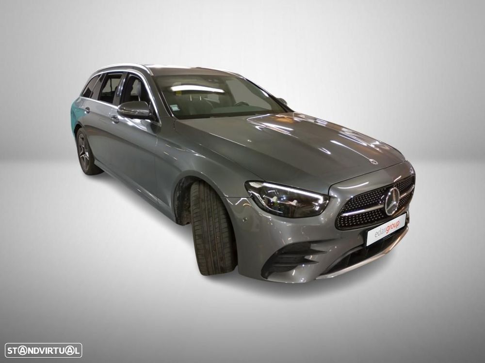 Mercedes-Benz E 300 de AMG Line - 1