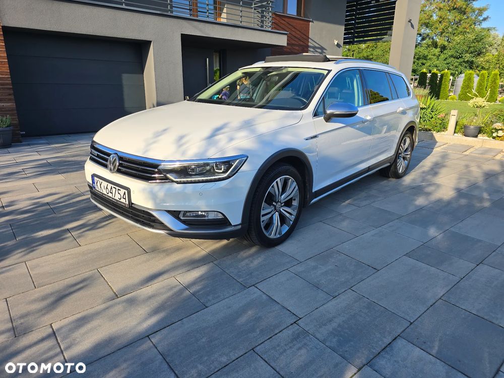Volkswagen Passat Alltrack - 18