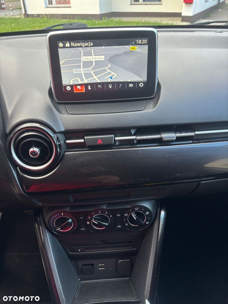 Mazda 2 SKYACTIV-G 90 White Edition - 26